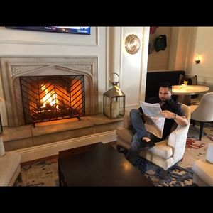 Meet your Posher, Ernest